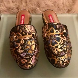 Union Bay Brocade Slippers